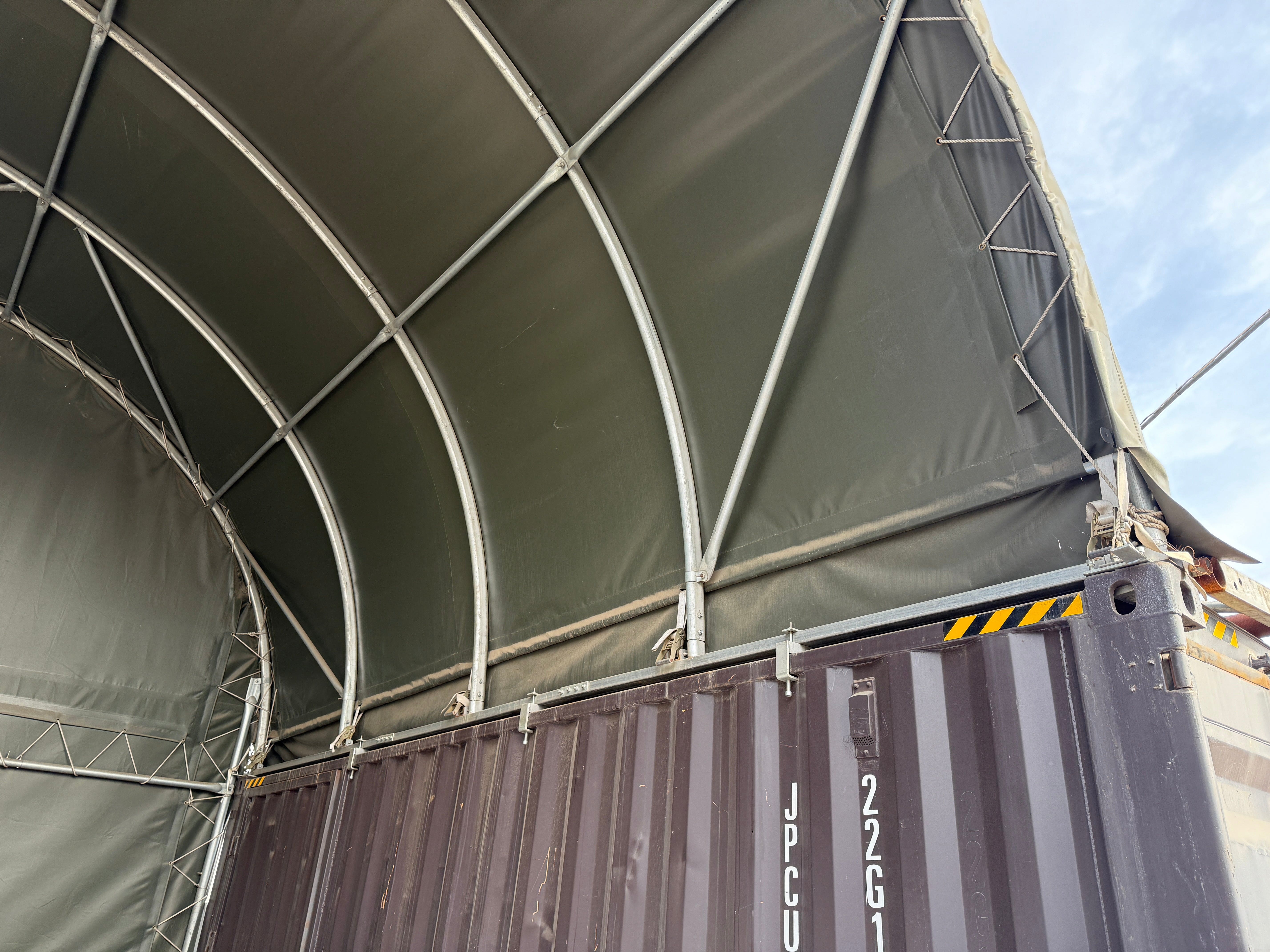 Painel Traseiro Fechado para Toldos de Contentores